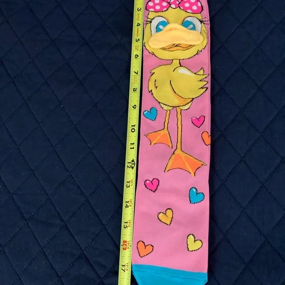 Fluffy Duck 3D Knee-High Socks - Picture 5 of 8